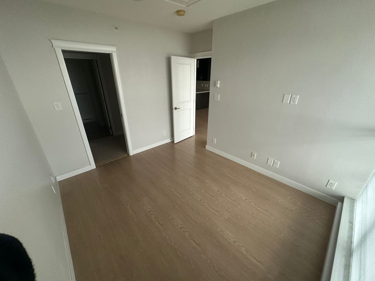 11967 80 Ave - Photo 6 of 8