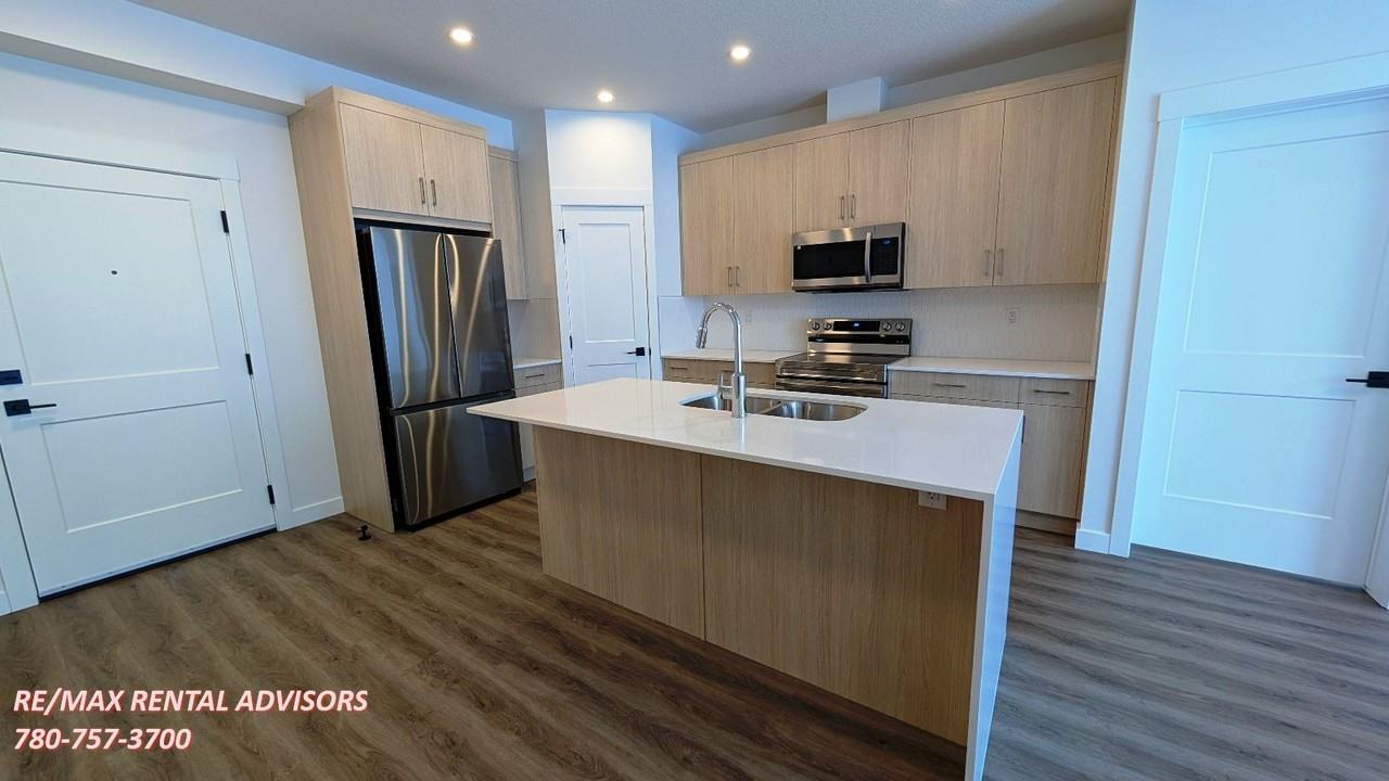 #7415 1802 Mahogany BLVD Southeast - Photo 3 of 15