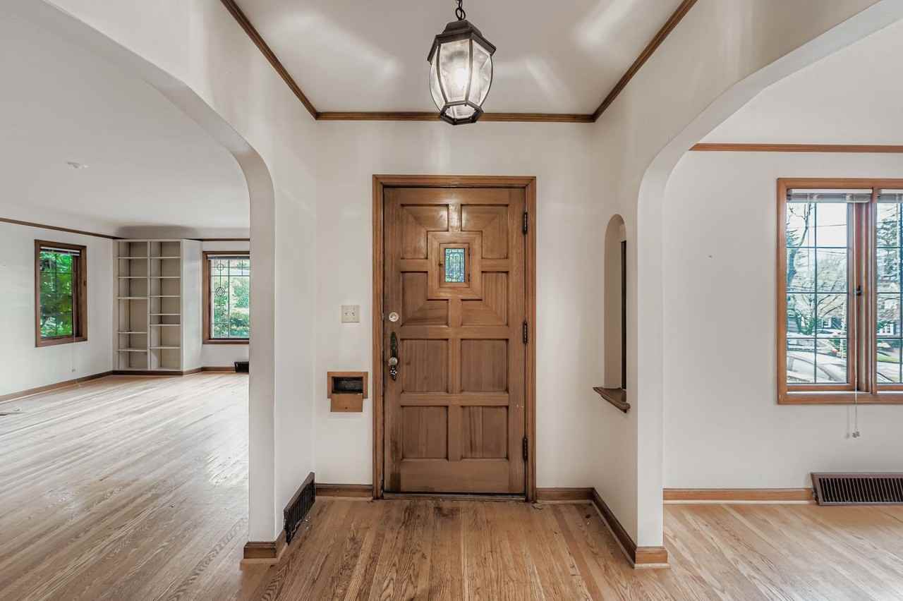 3437 Ne 31st Ave #1 - Photo 2 of 10