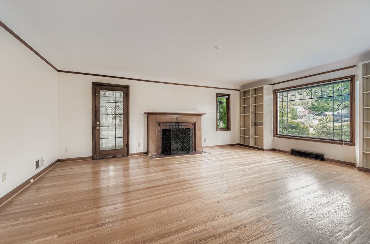 3437 Ne 31st Ave #1 - Photo 3 of 10