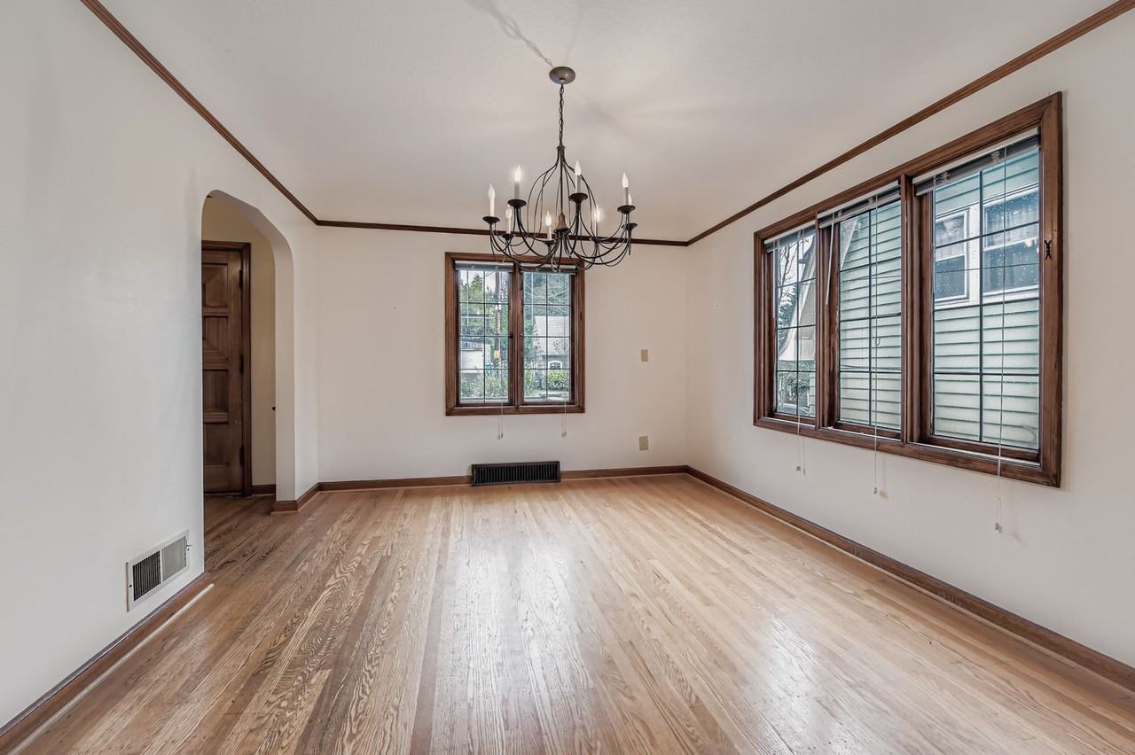 3437 Ne 31st Ave #1 - Photo 4 of 10