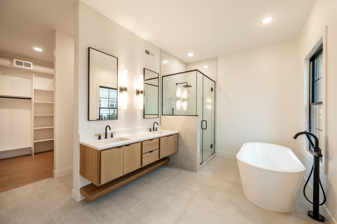 226 North Main Street - The Onyx | 201The Main Exchange - Photo 5 of 50