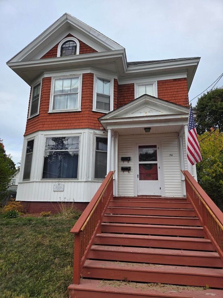 34 Brimmer St #1 - Photo 2 of 7