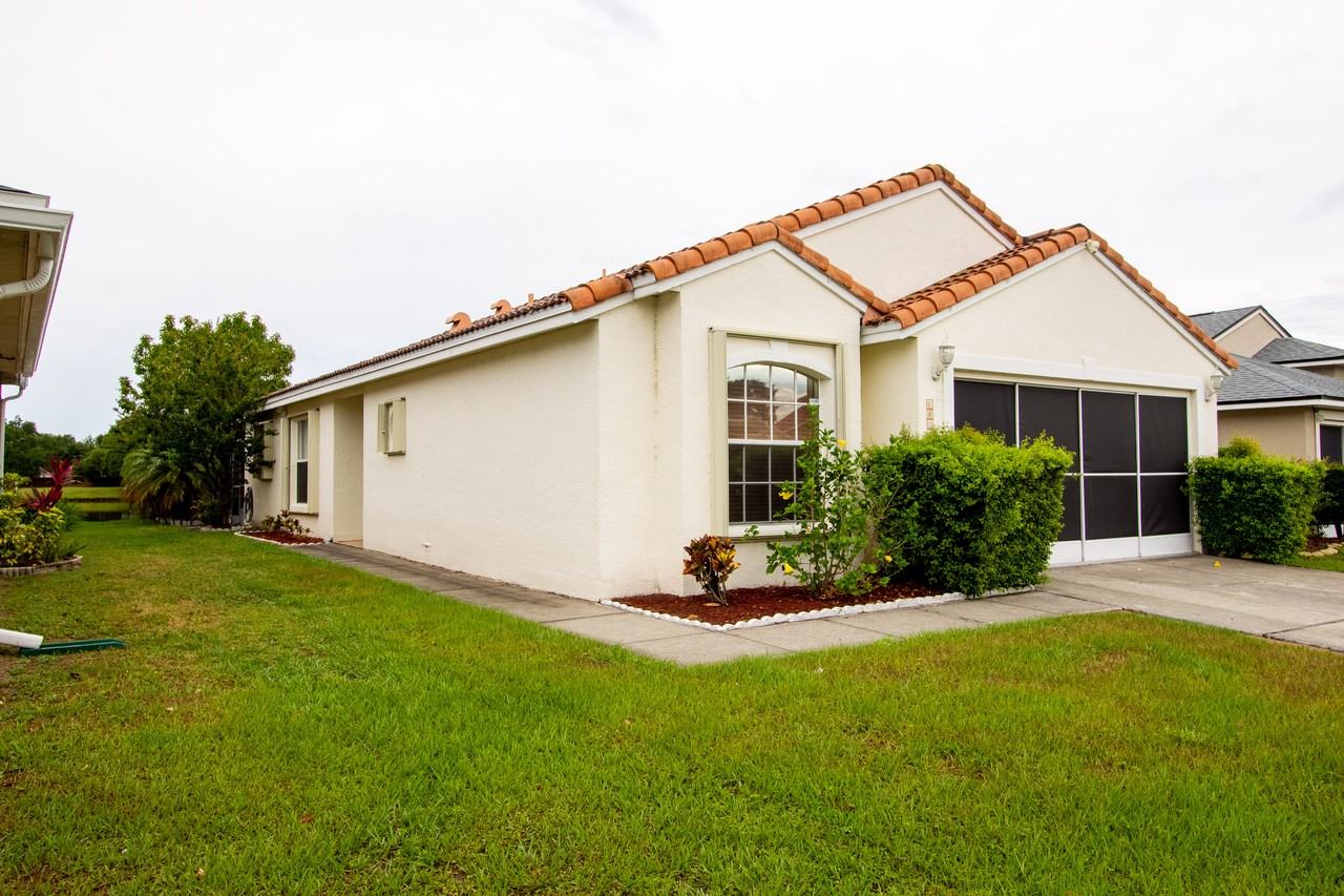 1832 Wimbledon St #1 - Photo 3 of 10