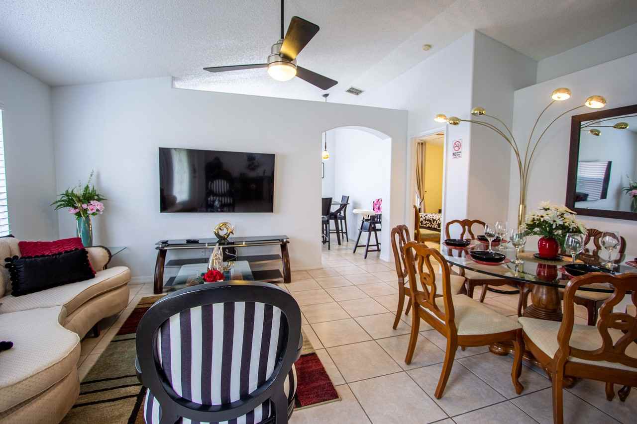 1832 Wimbledon St #1 - Photo 7 of 10