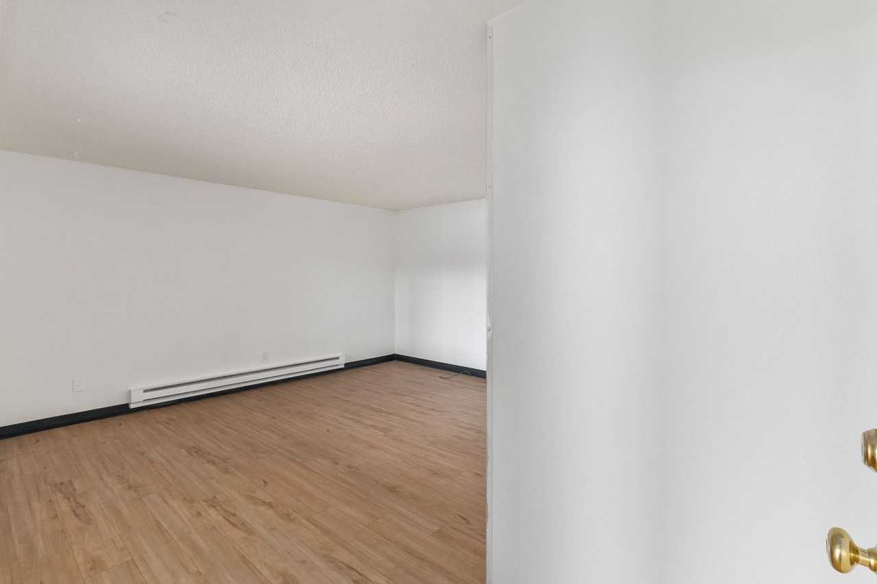 Centralian Apts - Photo 5 of 26