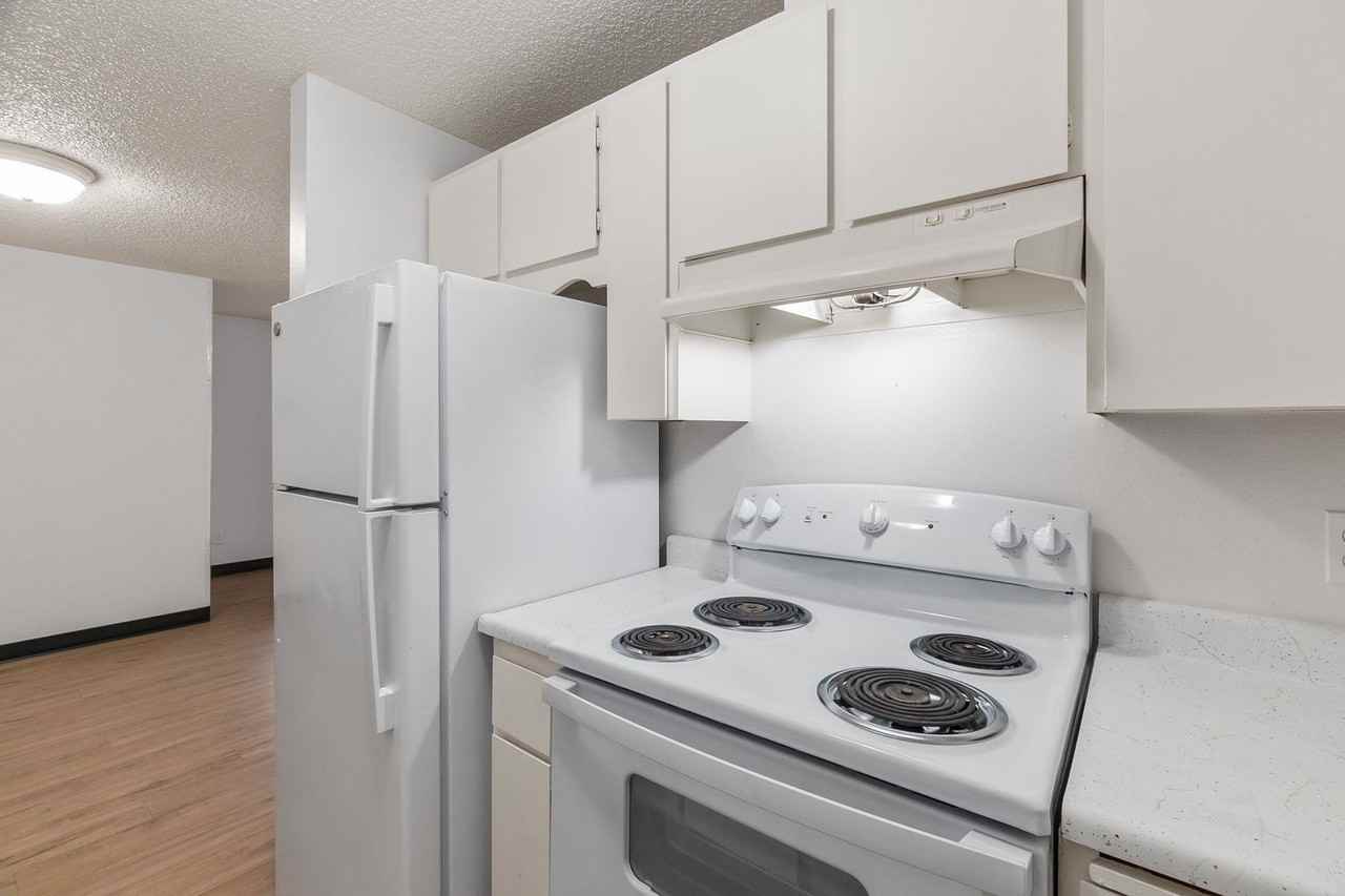 Centralian Apts - Photo 7 of 26