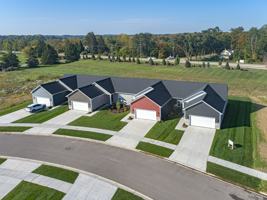 featured image of 10 Percy Dr #1