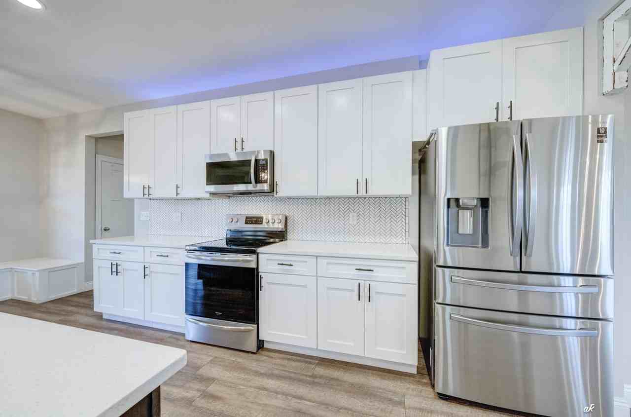 742 Vista Del Sol Ln #1 - Photo 5 of 26