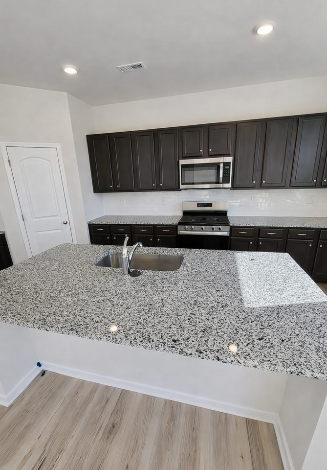 5015 Weddington Rd #1 - Photo 4 of 16