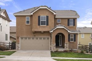 featured image of 815 Fire Rock Pl #1