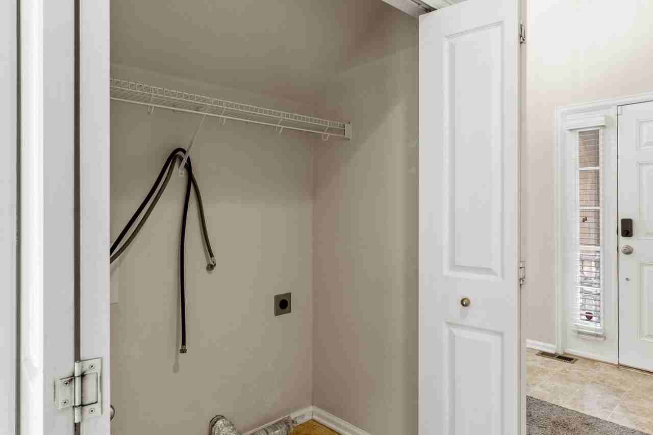 815 Fire Rock Pl #1 - Photo 7 of 25