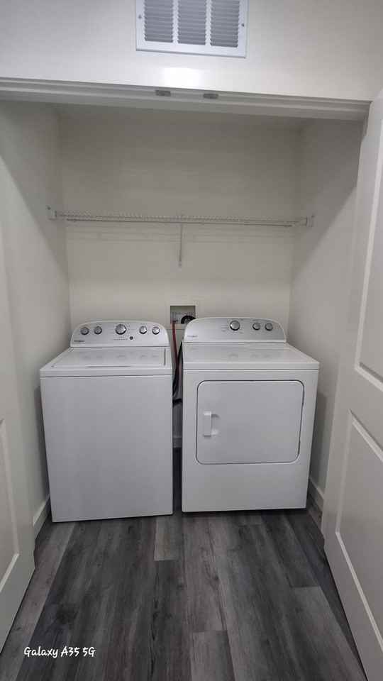 3166 Oleander Ave - Photo 7 of 10