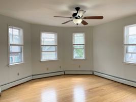 featured image of 47 Vinton St #3