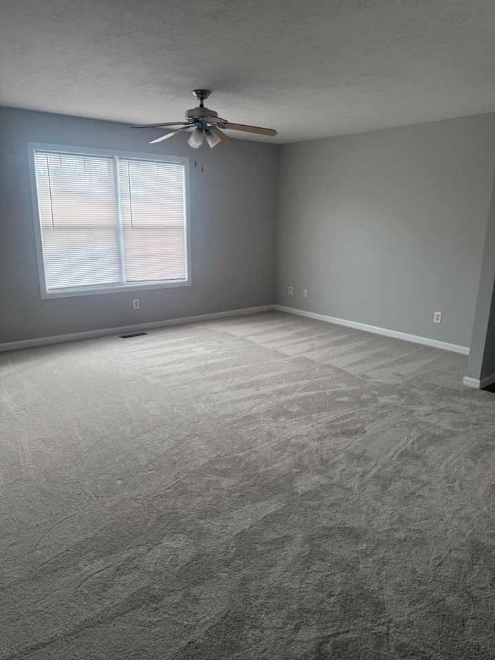 McFadin Station Apartments - Photo 4 of 37