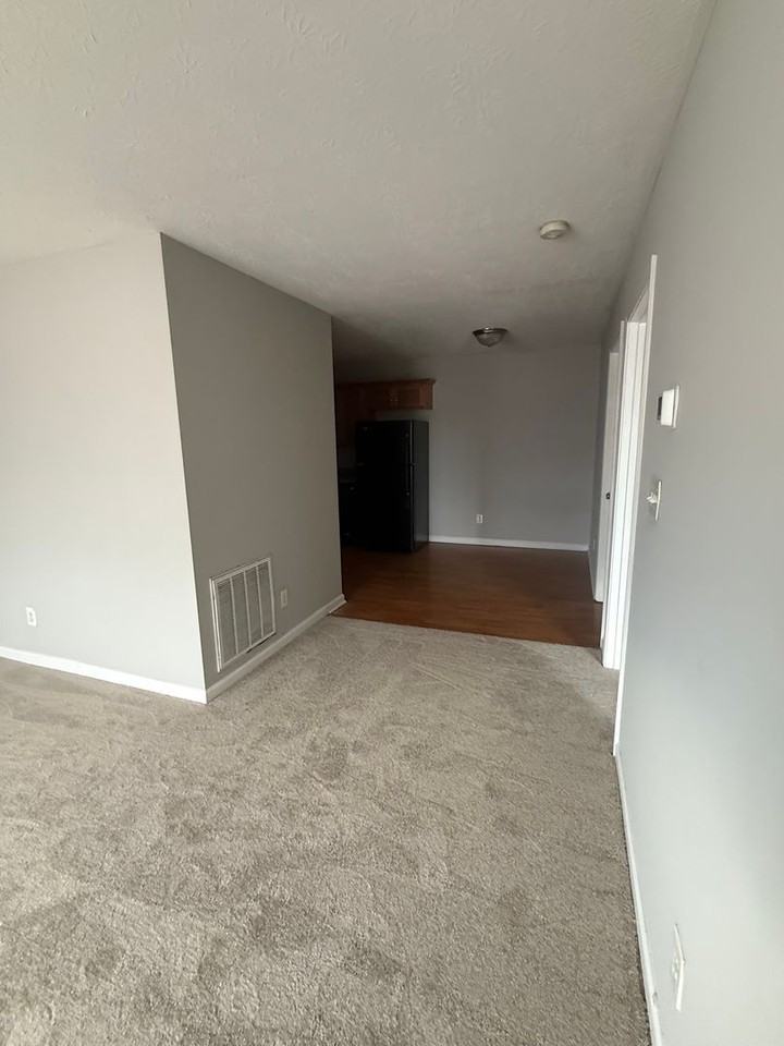 McFadin Station Apartments - Photo 6 of 37