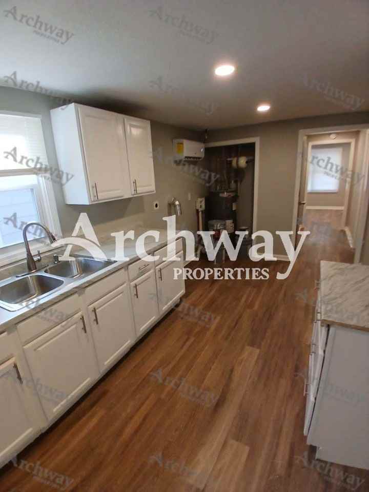 913 S 11th St #NA - Photo 3 of 8