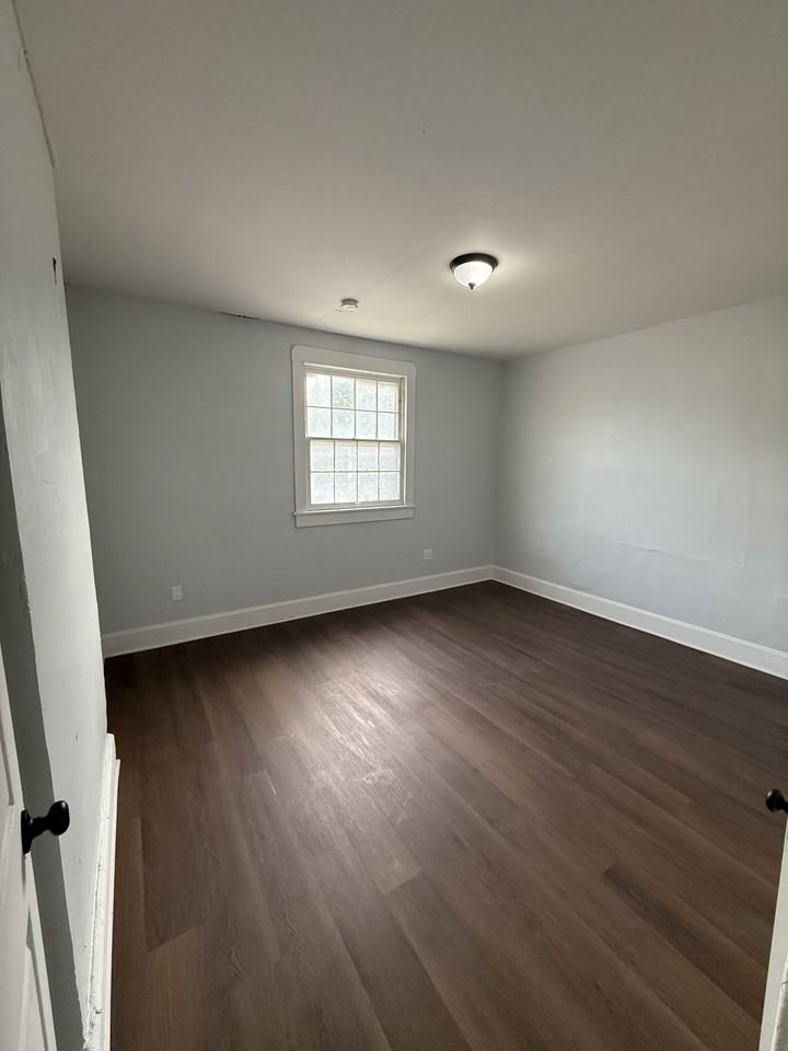 332 N Arsenal Ave #A - Photo 7 of 11