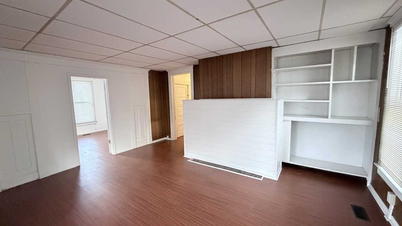 1600 S Linwood Ave #A - Photo 3 of 14