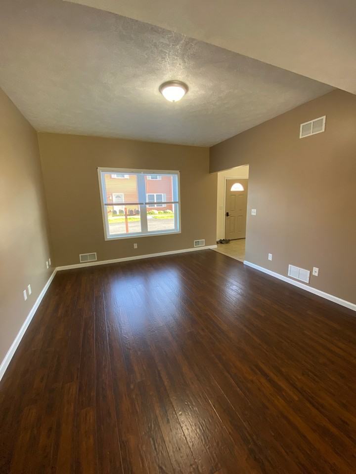 204 Betsinger Rd #63 - Photo 2 of 25