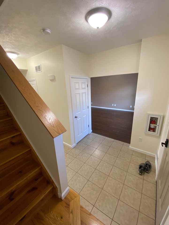 204 Betsinger Rd #63 - Photo 5 of 25