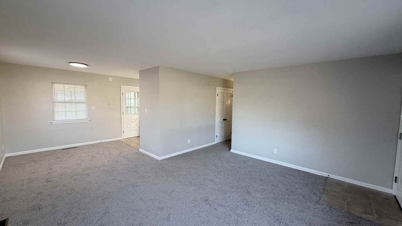 2101 Cass Ave - Photo 3 of 9