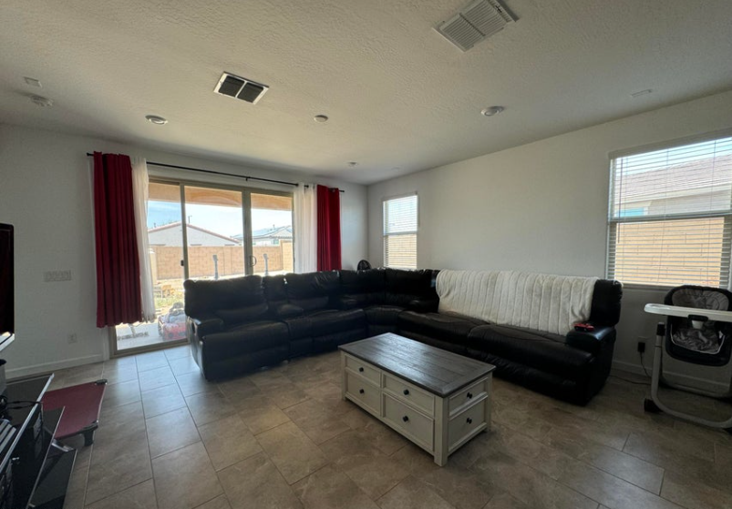 82 N 197th Ln #1 - Photo 6 of 42