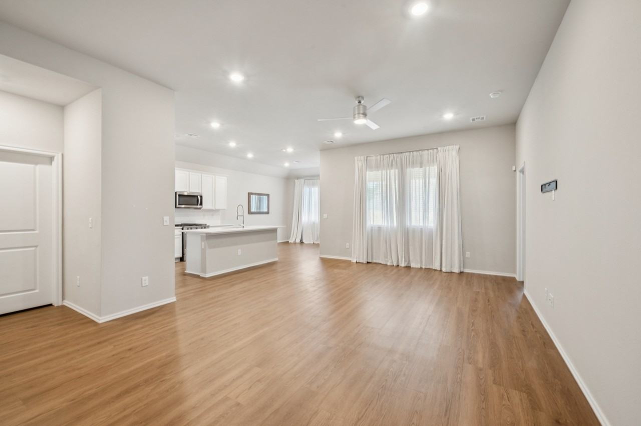 4266 Village Park Dr #1 - Photo 6 of 30