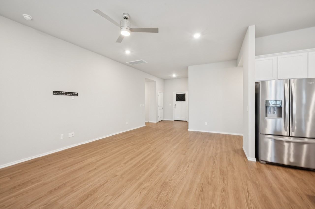 4266 Village Park Dr #1 - Photo 7 of 30