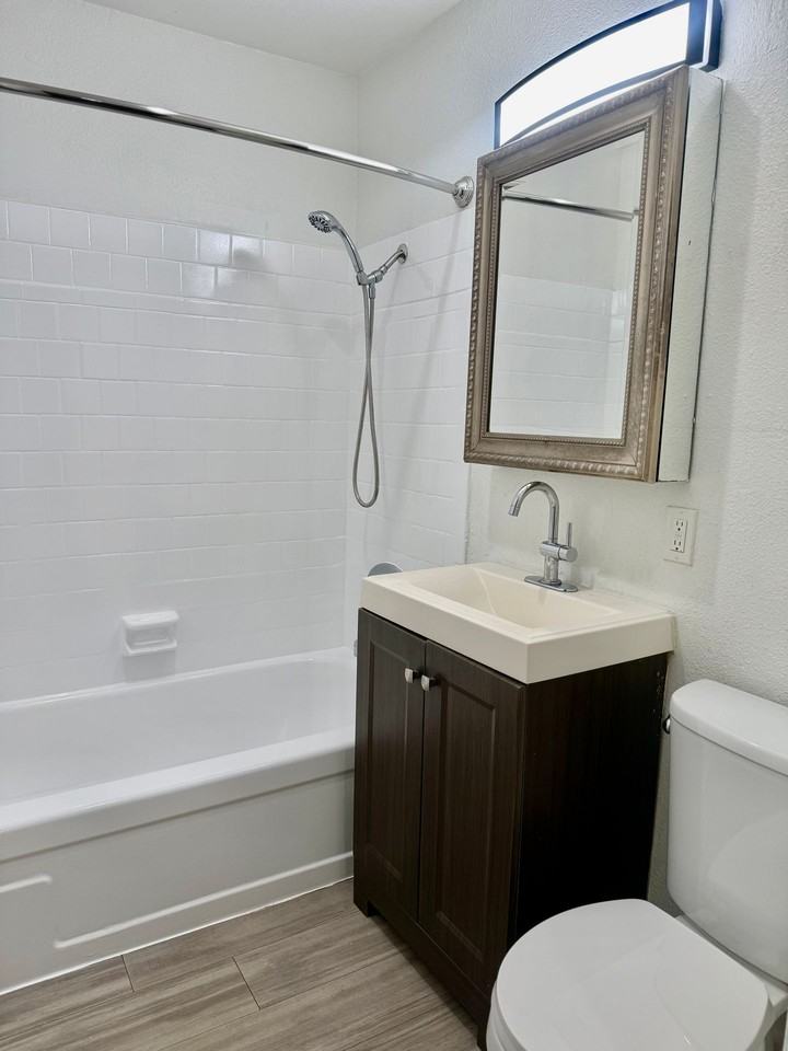 Willow Glen Apartments - Photo 5 of 16