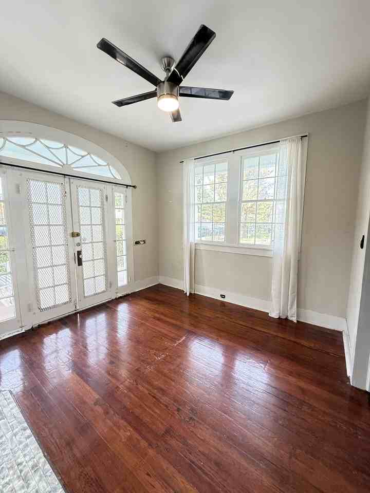 1135 Fern St #B - Photo 4 of 24