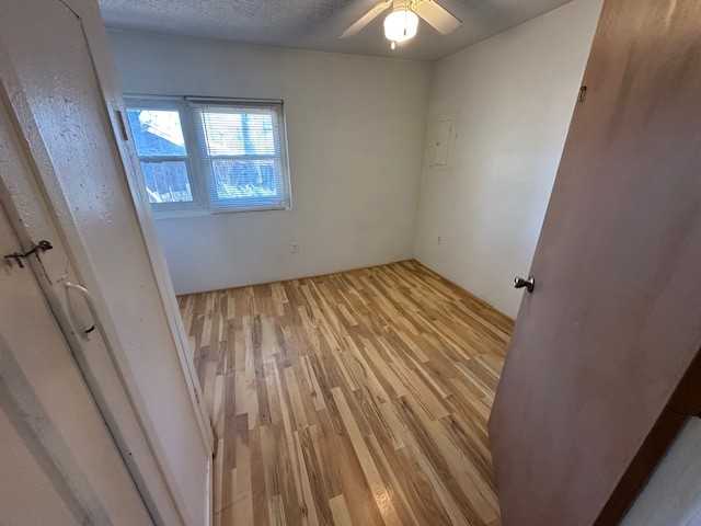 90 W Texas St #1 - Photo 4 of 13