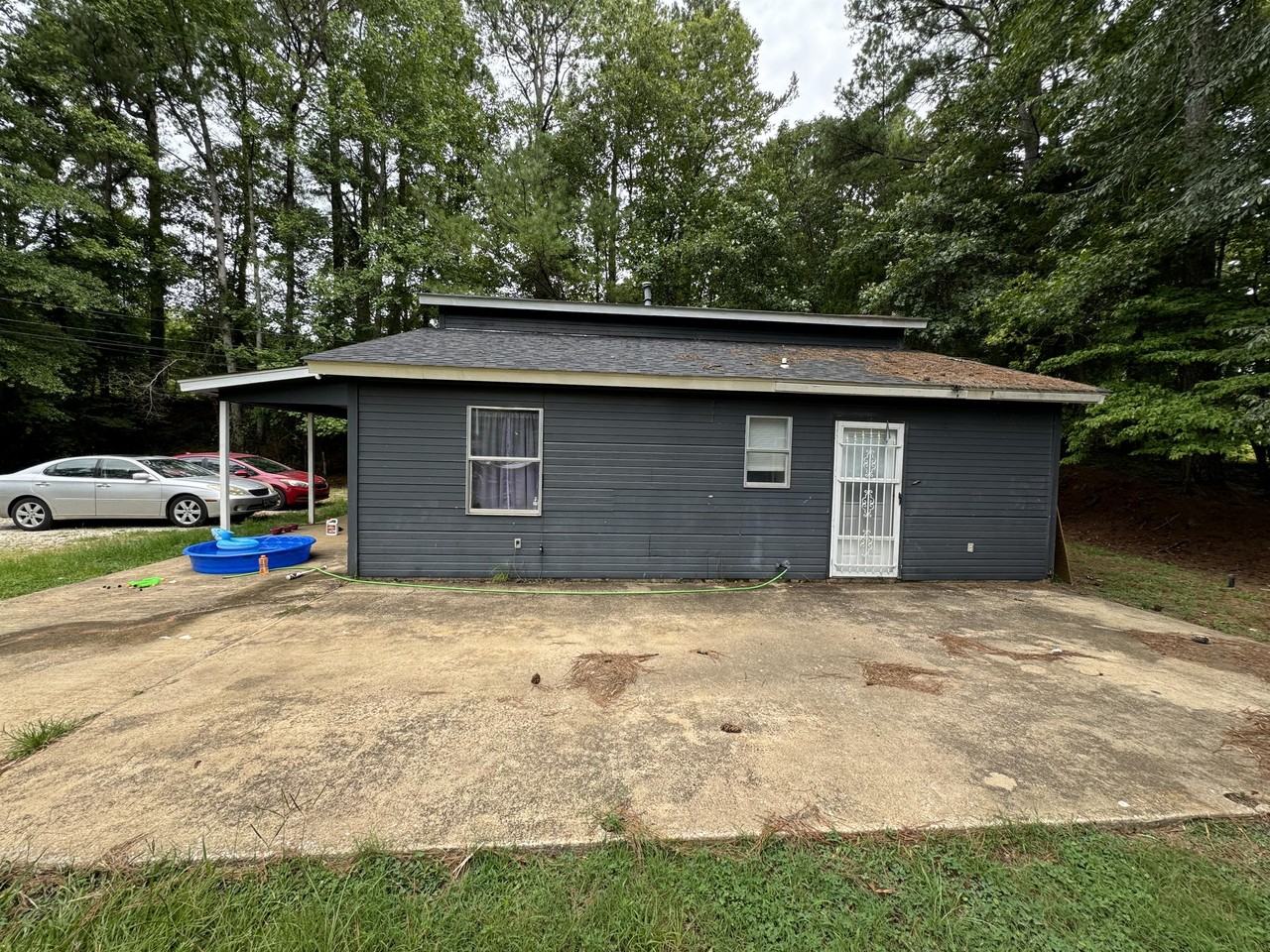 200 W Caldwell Rd #1 - Photo 2 of 8