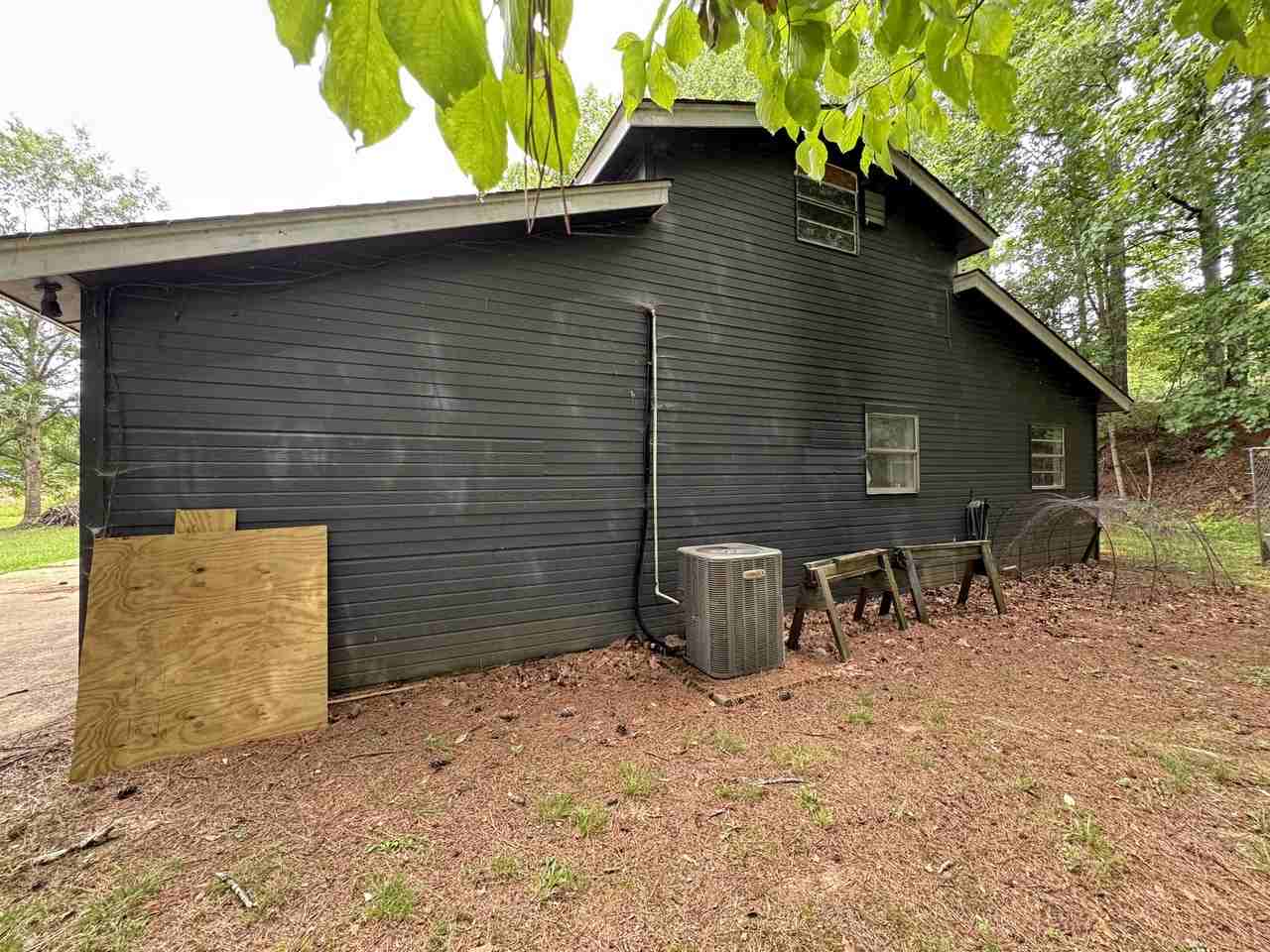 200 W Caldwell Rd #1 - Photo 3 of 8