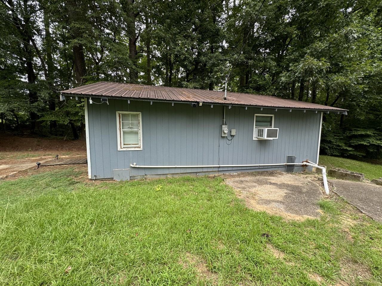 200 W Caldwell Rd #1 - Photo 6 of 8