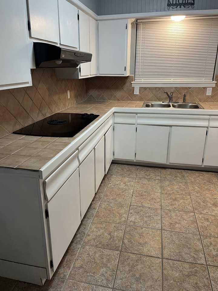 2501 Havard Rd - Photo 3 of 19