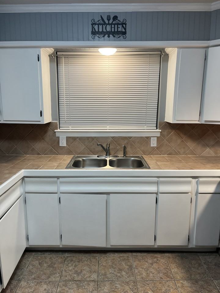 2501 Havard Rd - Photo 4 of 19