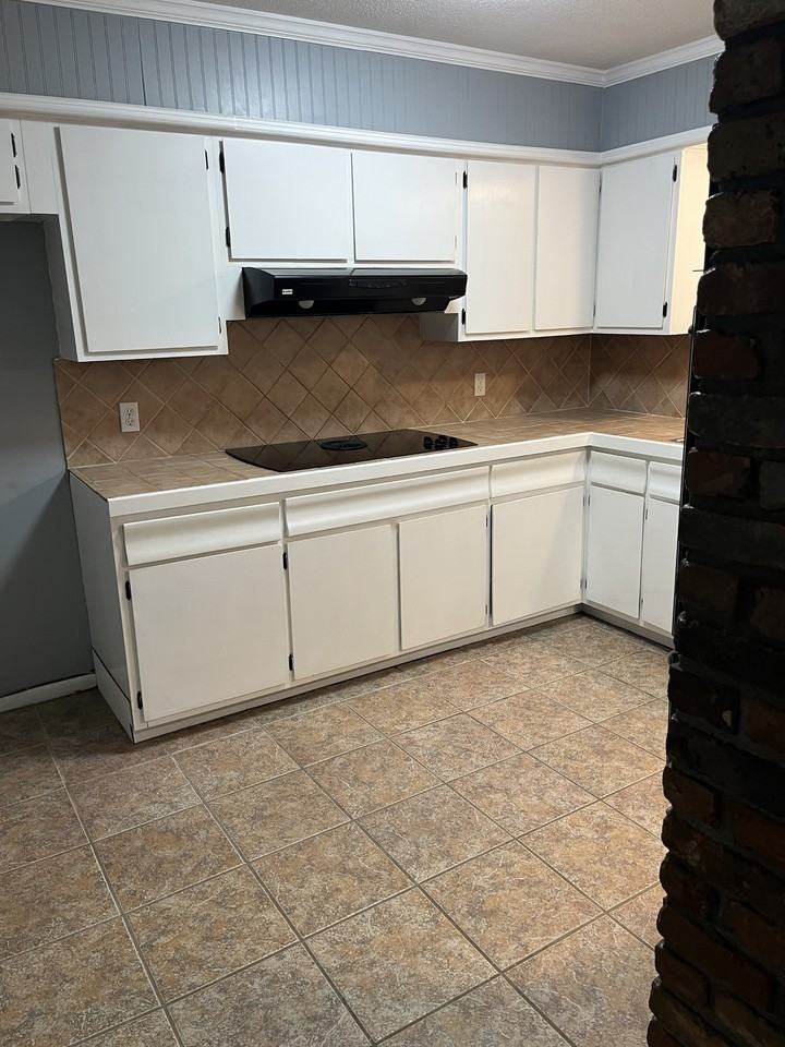 2501 Havard Rd - Photo 5 of 19