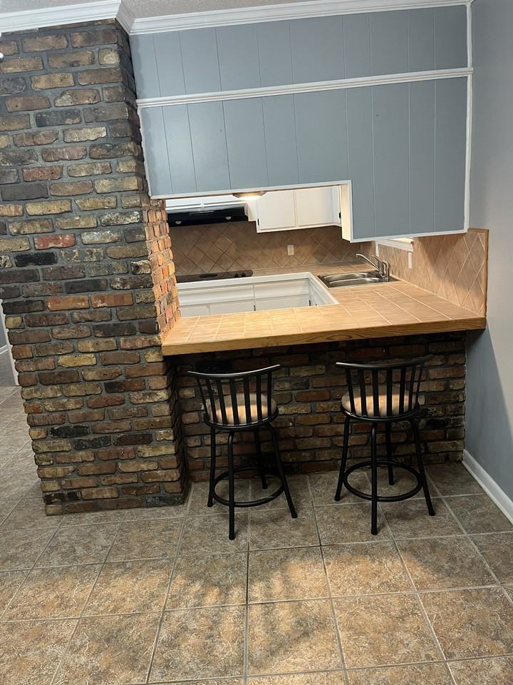 2501 Havard Rd - Photo 7 of 19