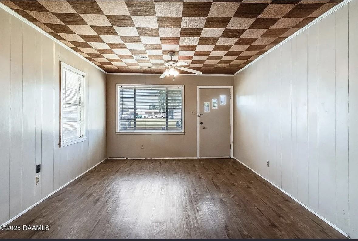 907 Elizabeth St #1 - Photo 4 of 14