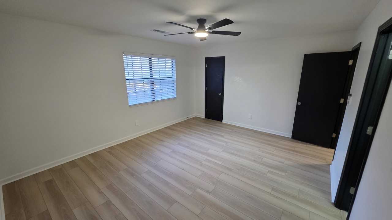 1545 Springwood Dr Se #B - Photo 6 of 13