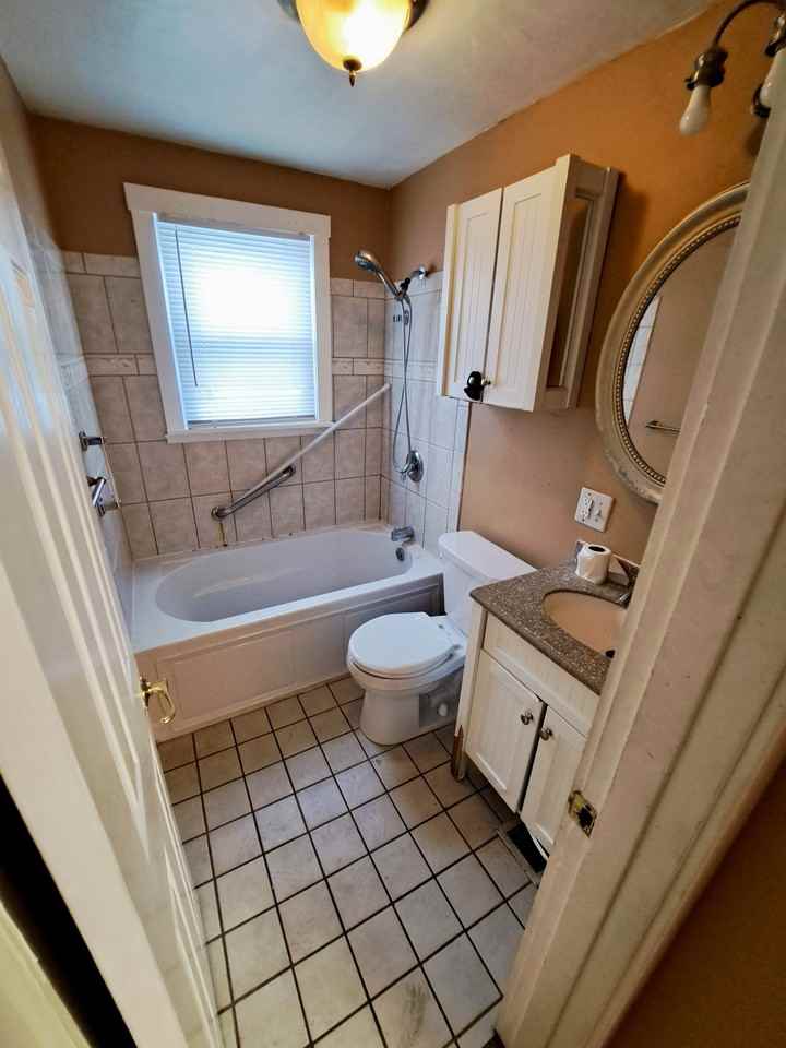 2366 Emerson Ave #1 - Photo 5 of 6