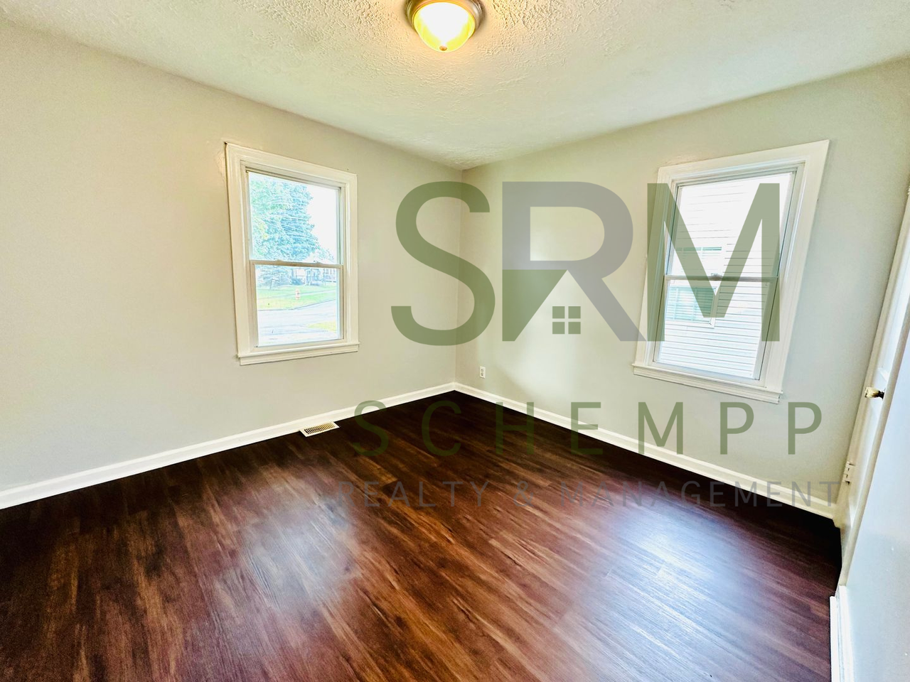 1613 Clara Ave - Photo 6 of 16