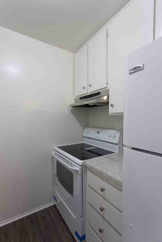 4841 Parks Ave - Photo 6 of 10