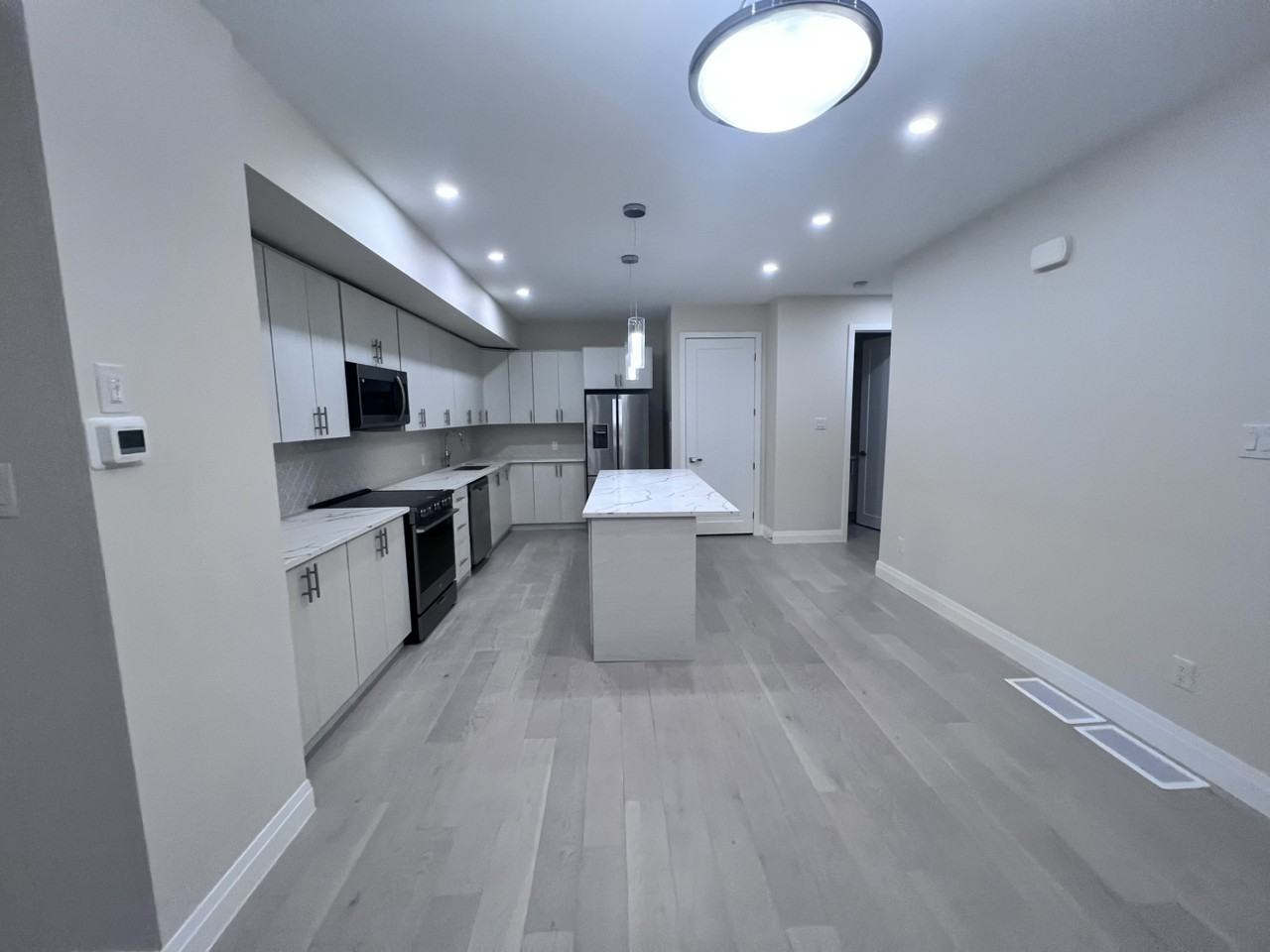 812 Star Private - Photo 3 of 10