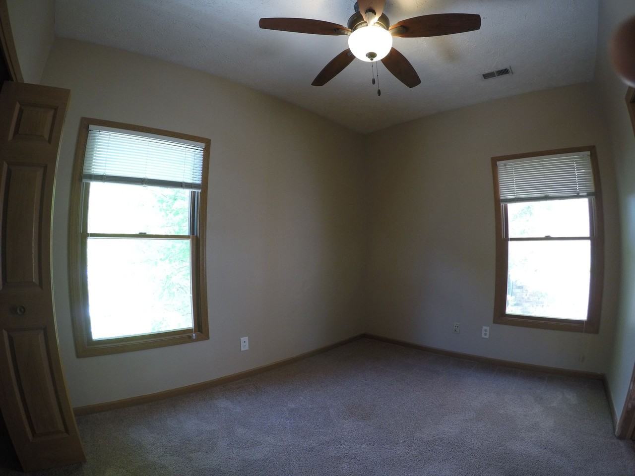 302-310 N Chauncey Ave. - Photo 7 of 16