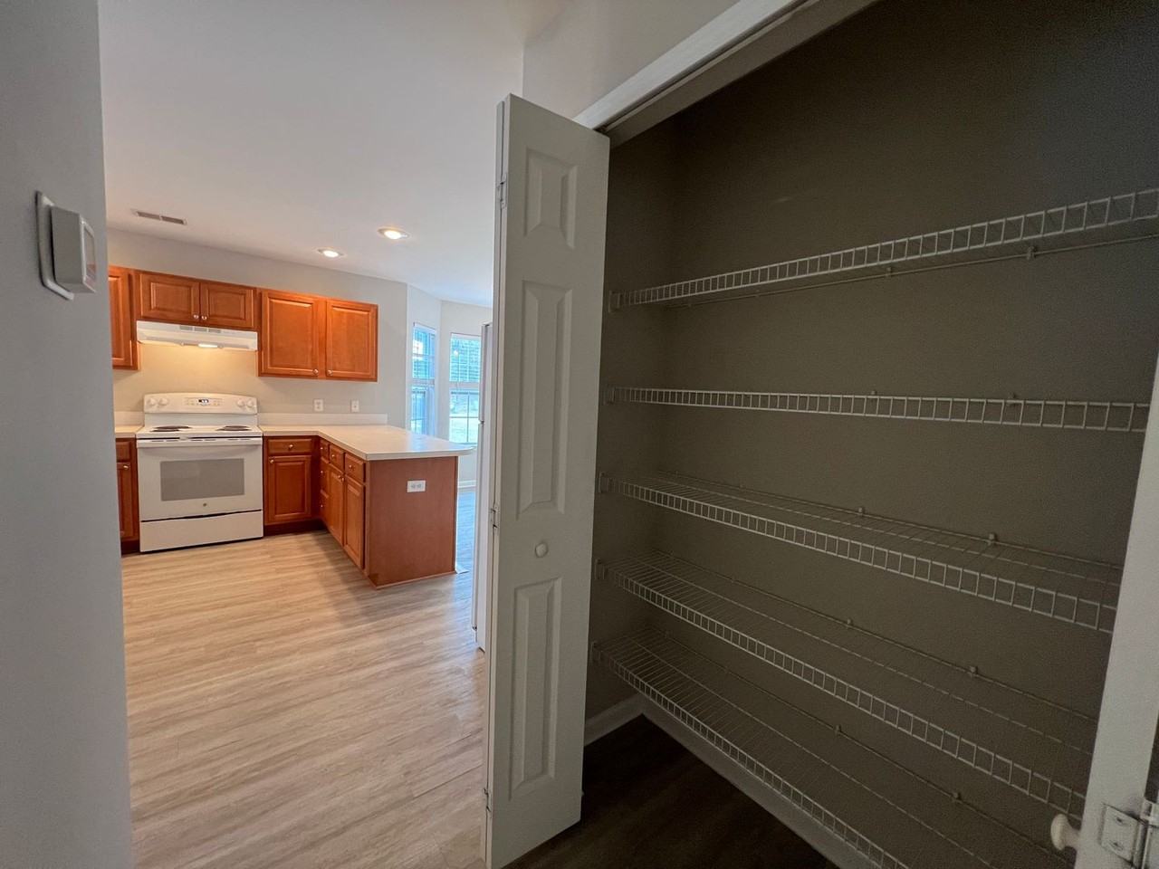 192 Sonata Cir - Photo 7 of 17