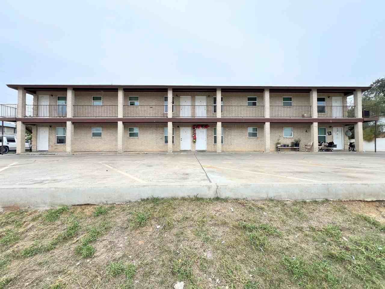 Rayo Dorado - Photo 4 of 13