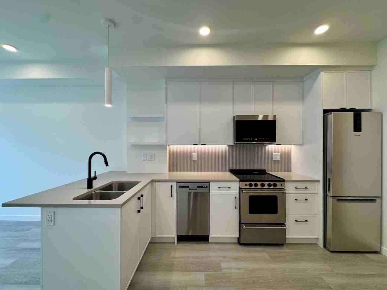 610 Lampson Street #B508 - Photo 3 of 19