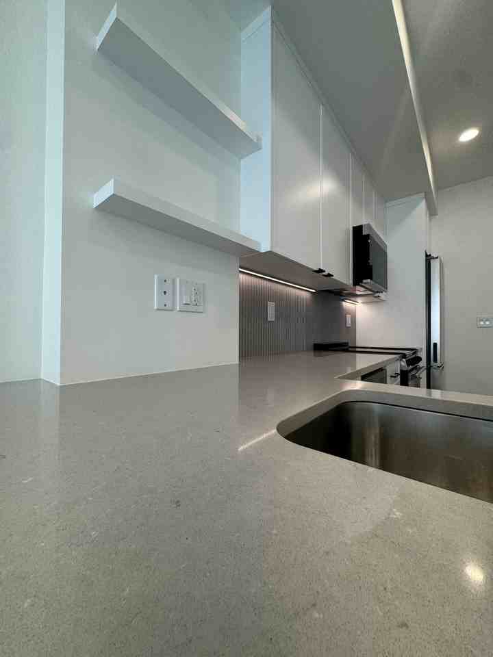 610 Lampson Street #B508 - Photo 4 of 19